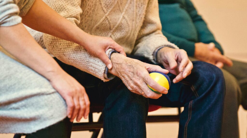 Il existe de nombreuses solutions pour traiter l'arthrose.
