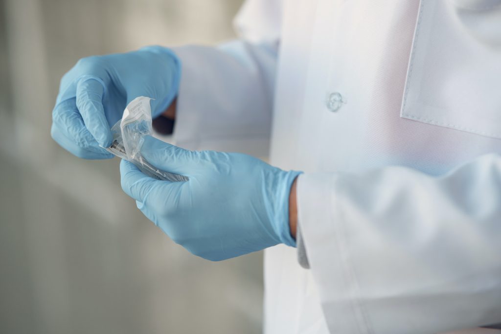 Certains vaccins dépendent de l'état de santé de la personne âgée.